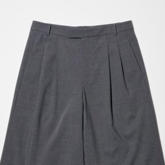Uniqlo:C - Black Pleated Wide Straight Pant - Size M - Picture 6 of 9